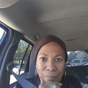 Meet your Posher, Carol